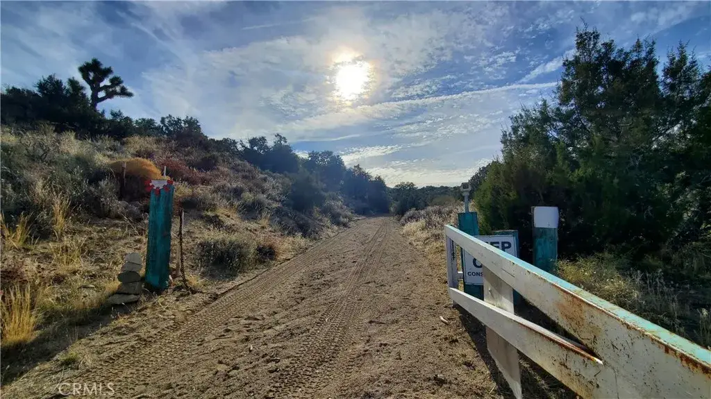 0 Vicinity Ross Road East, Juniper Hills, CA 93543 - #1
