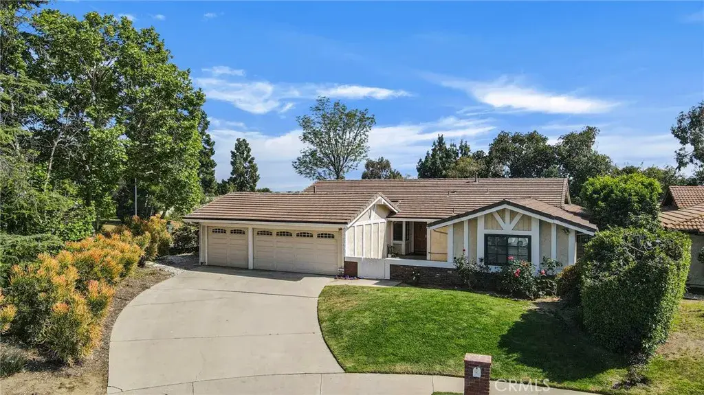 17004 Gledhill Street, Northridge, CA 91325 - Image #1