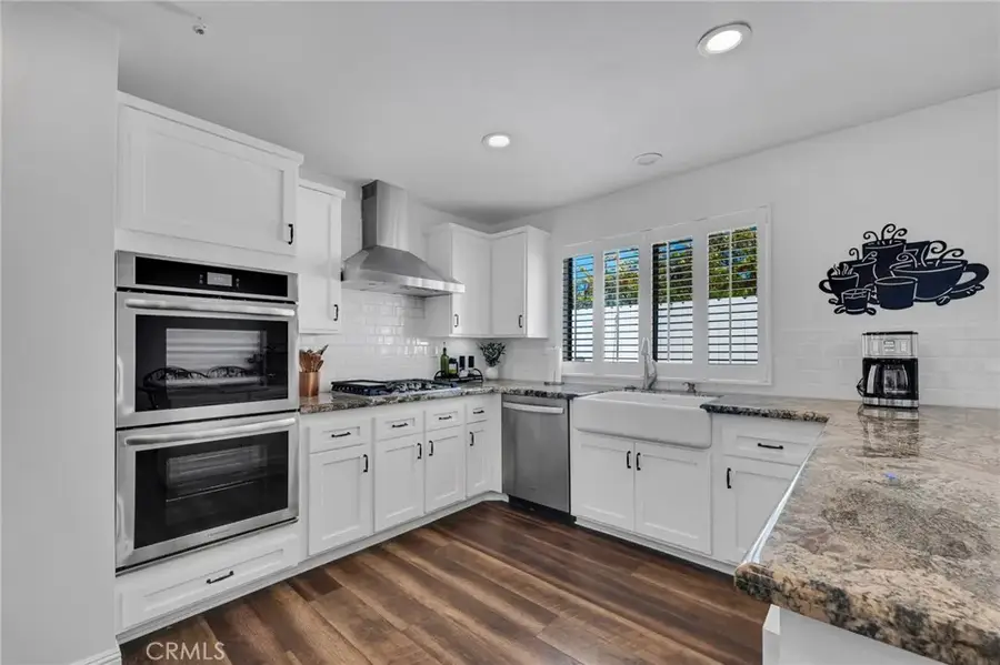 17004 Gledhill Street, Northridge, CA 91325 - Image #3