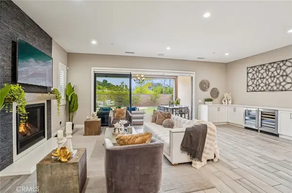 20452 W Esmerelda Lane, Porter Ranch, CA 91326