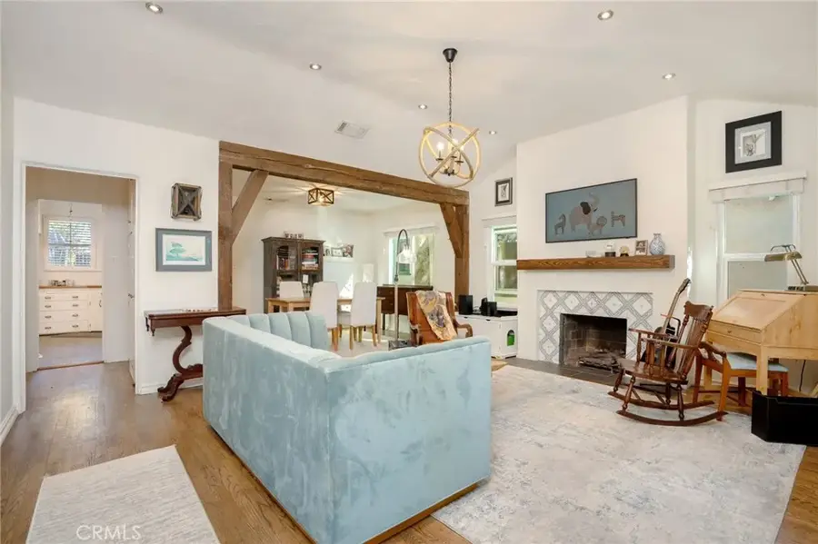 11519 Albers Street, North Hollywood, CA 91601 - Image #2