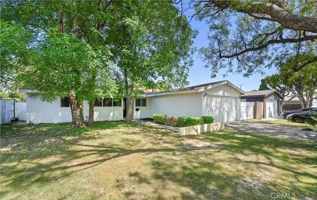 20617 Schoenborn, Winnetka, CA 91306 - Image #1