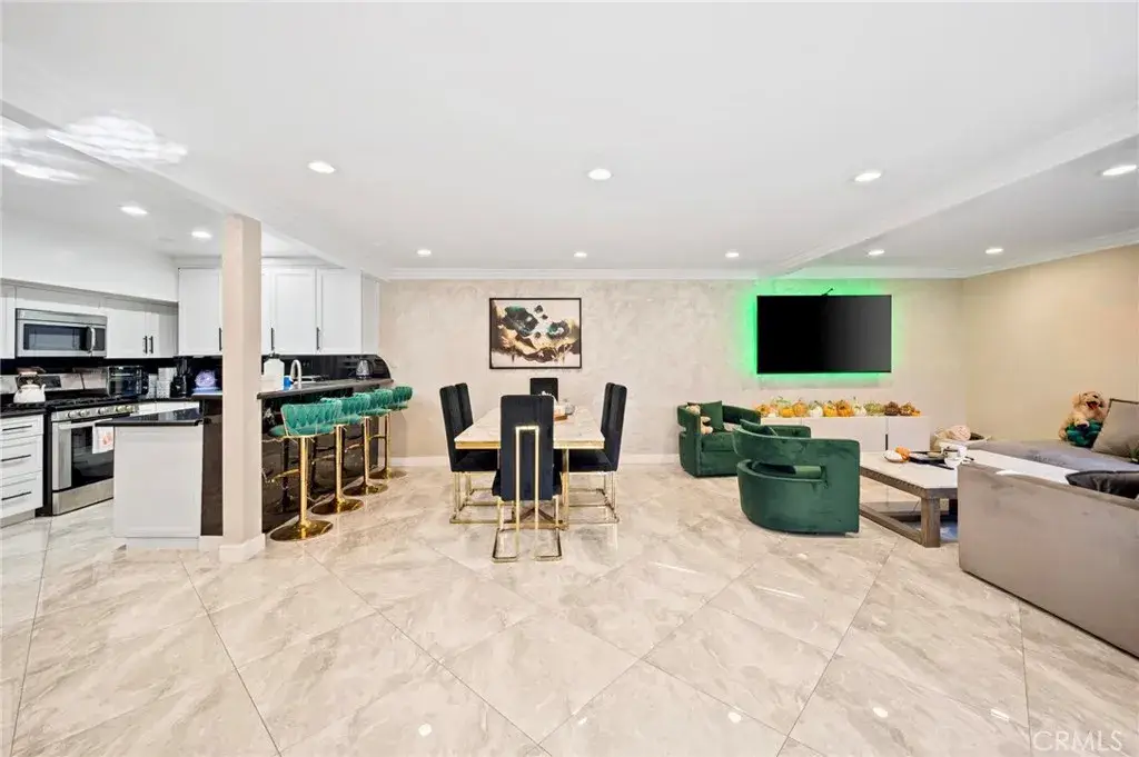 7924 Woodman Avenue #78, Panorama City, CA 91402 - Image #1