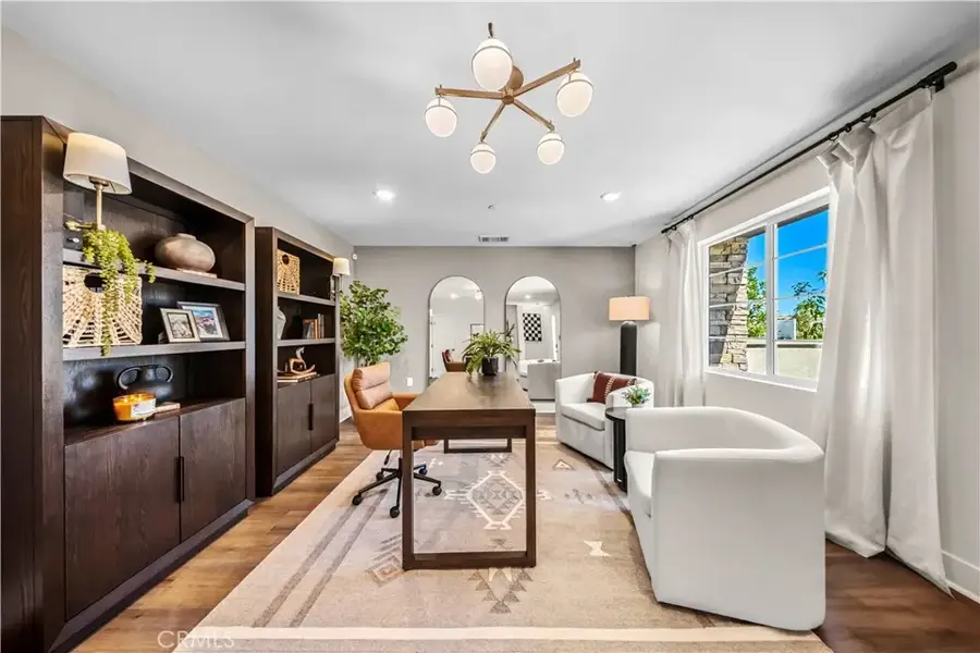 2861 Via Descanso, Camarillo, CA 93012 - Image #2