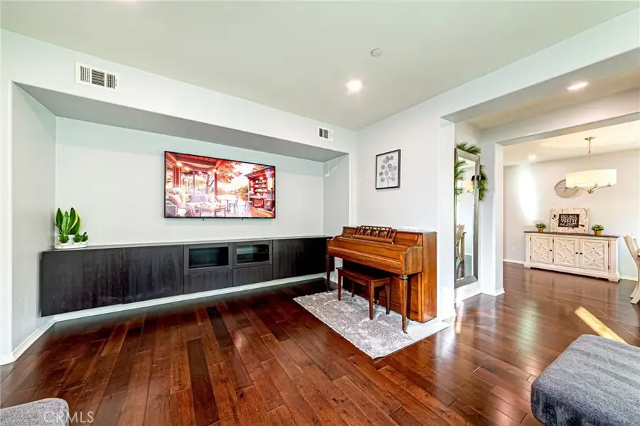 24341 Verdugo Circle, Valencia, CA 91354 - Image #3