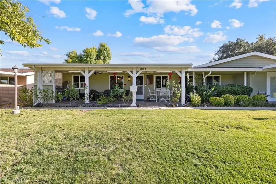 19211 Avenue Of The Oaks #A, Newhall, CA 91321 - Image #2