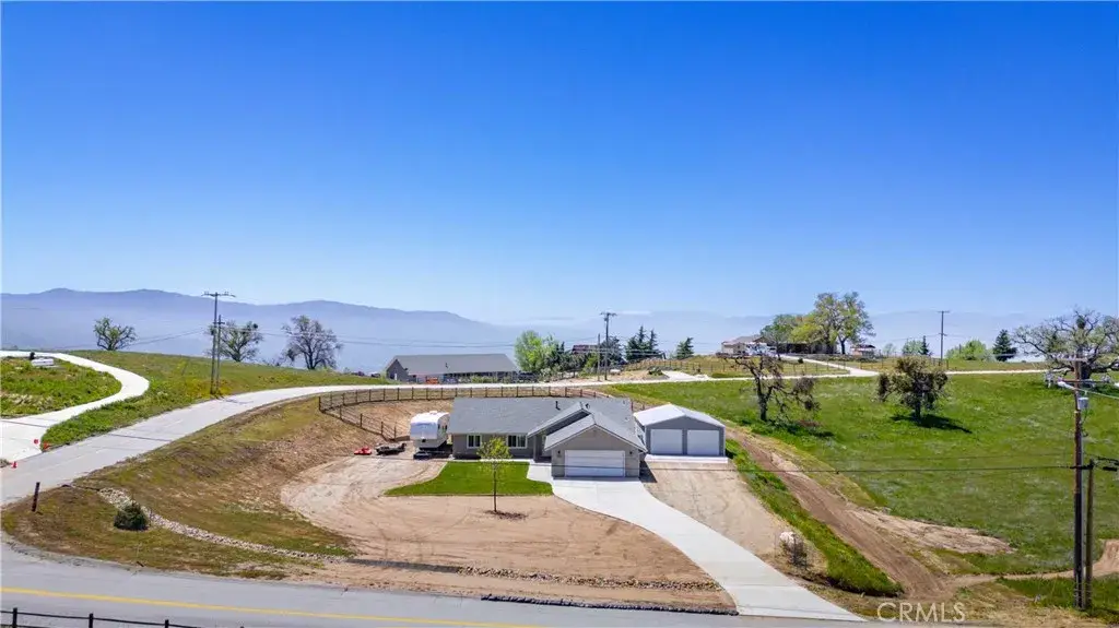 29990 Horsethief Drive, Tehachapi, CA 93561 - #1