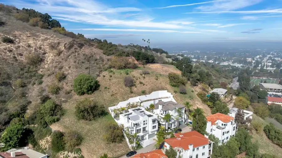 3635 Potosi Avenue, Studio City, CA 91604 - Image #2