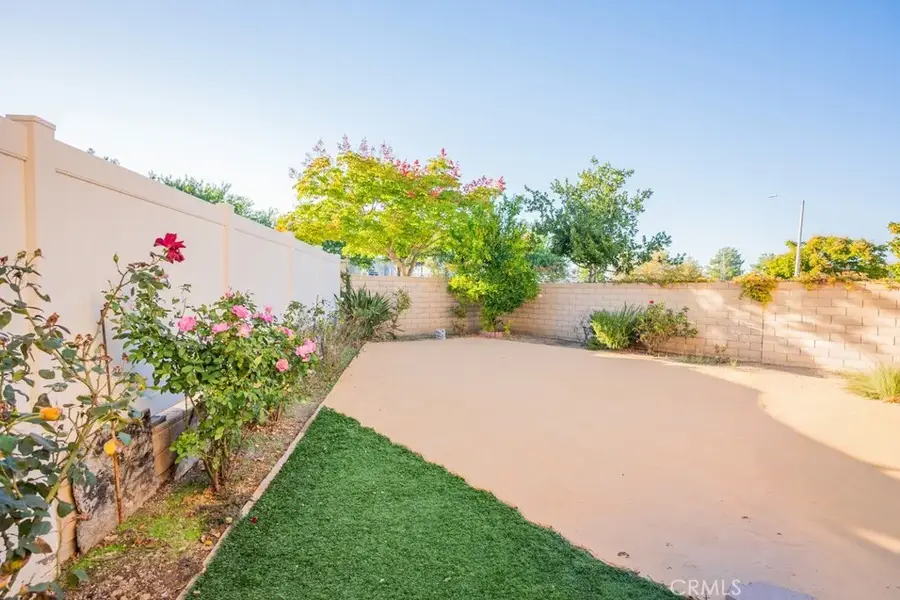 27117 Eden Court, Santa Clarita, CA 91350 - Image #2