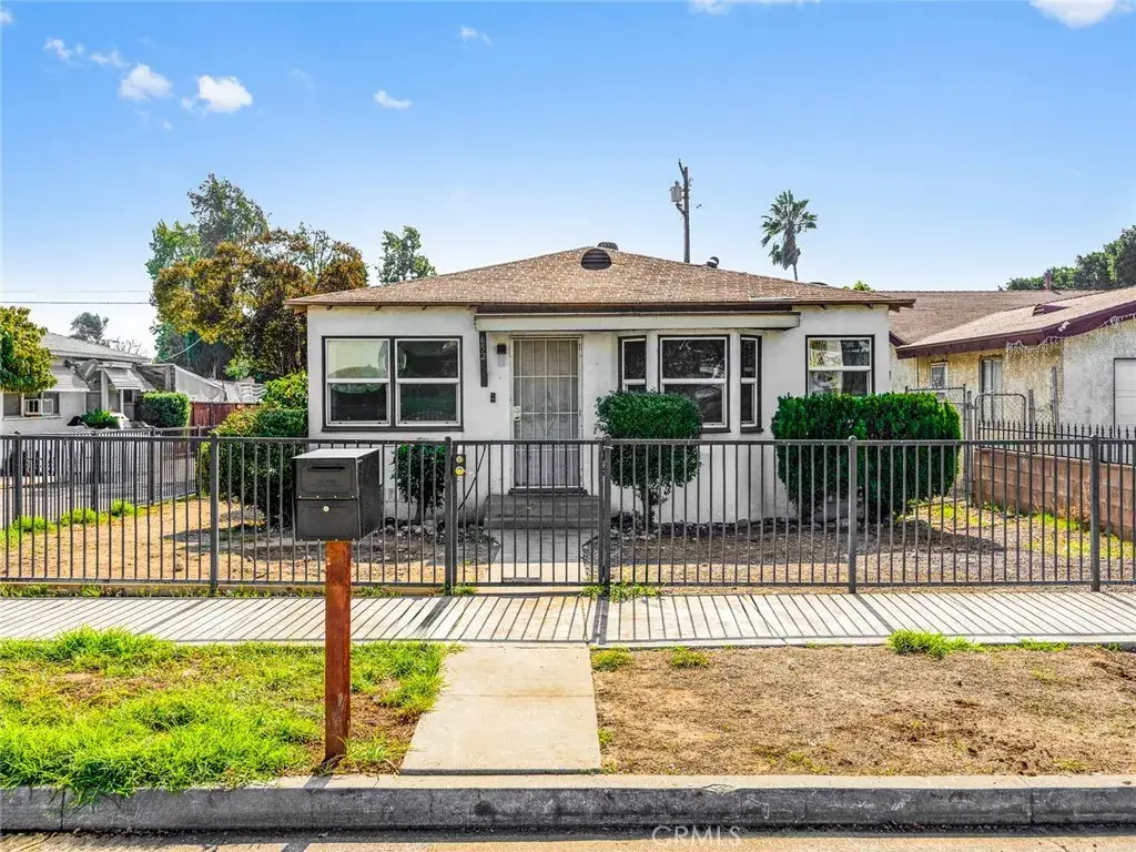 652 Lincoln Avenue, Pomona, CA 91767 - Image #1