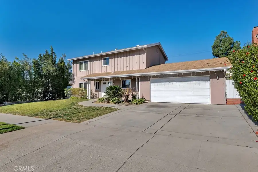 11347 Kelowna Street, Sylmar, CA 91342 - Image #2