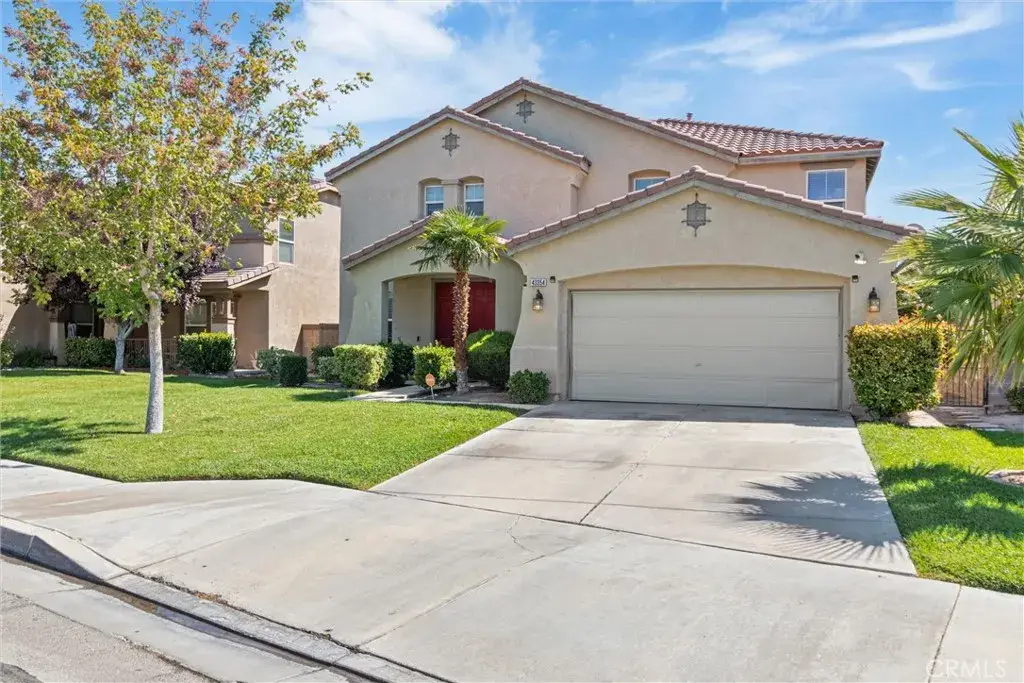43354 Sunny Ln, Lancaster, CA 93536 - Image #1
