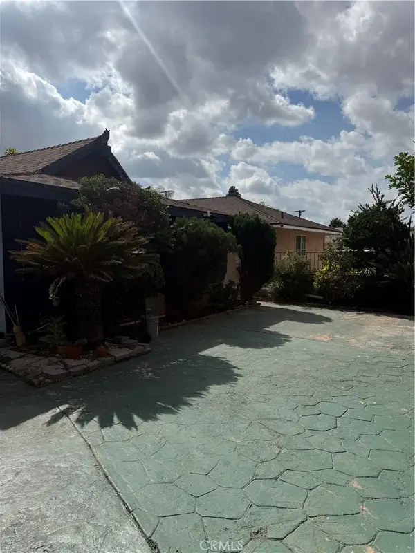 10900 Goss, Sun Valley, CA 91352