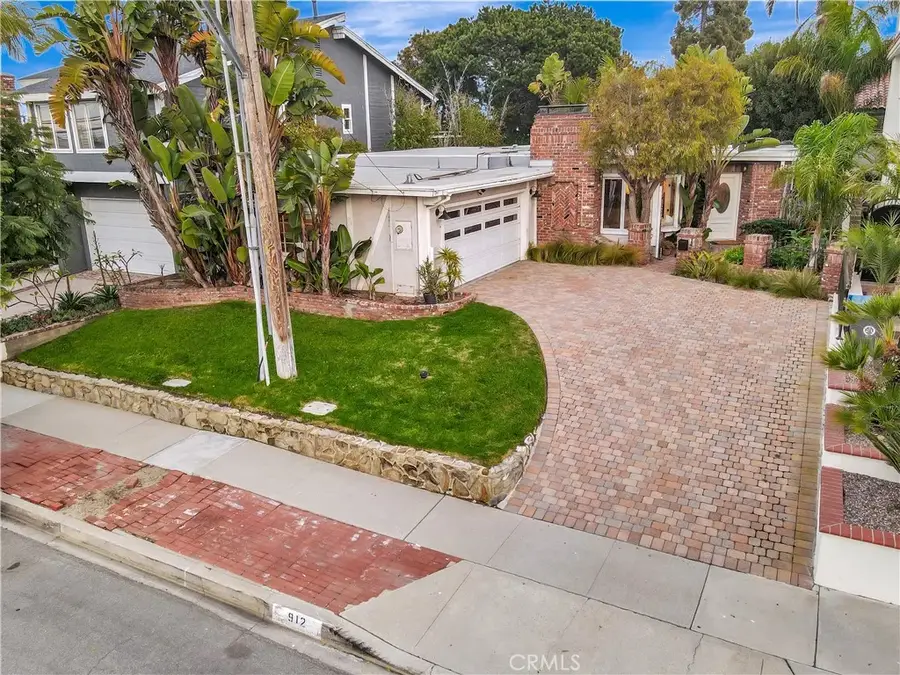 912 N Rowell, Manhattan Beach, CA 90266 - Image #2