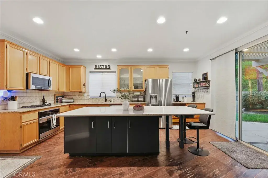 28649 Silverking, Saugus, CA 91390 - Image #1