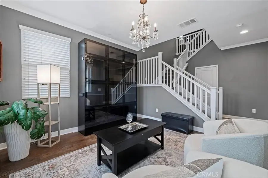 375 Myrtle, San Buenaventura Ventura, CA 93004 - Image #3