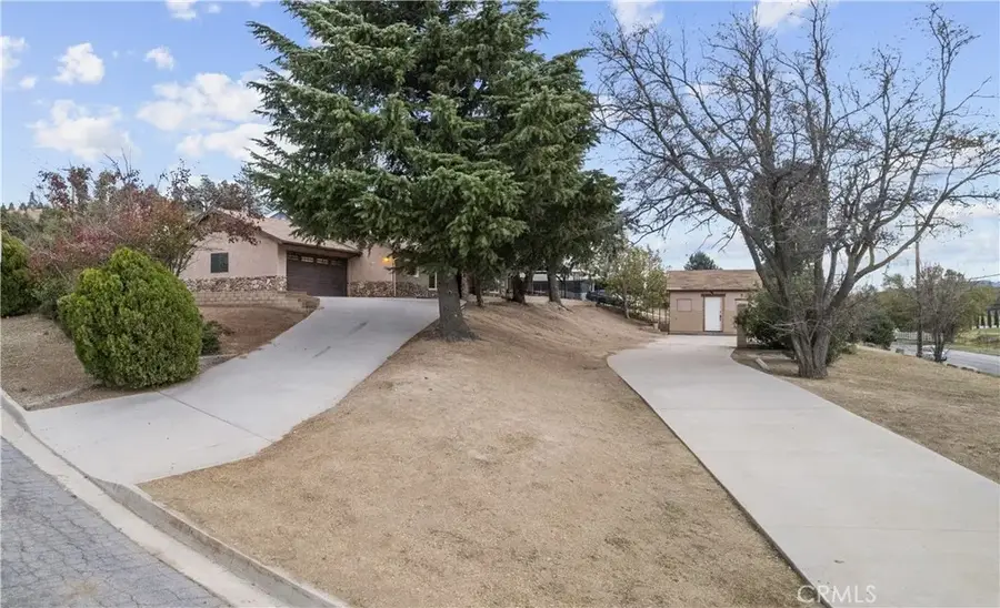 42612 Montello, Elizabeth Lake, CA 93532 - Image #2