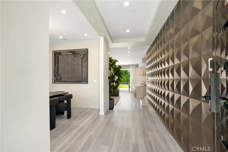 5032 Hesperia Avenue, Encino, CA 91316 - Image #3