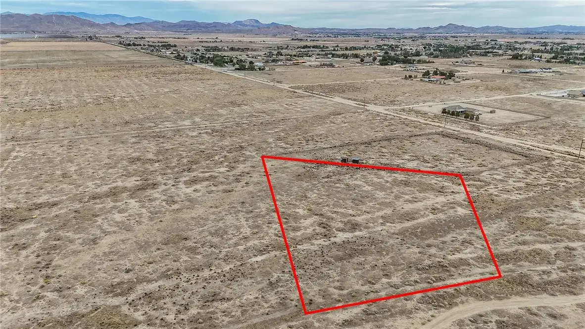 32 Antelope Hwy (a8), Lancaster, CA 93536 - #1