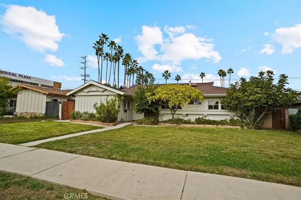 16953 San Jose St, Granada Hills, CA 91344 - Image #1