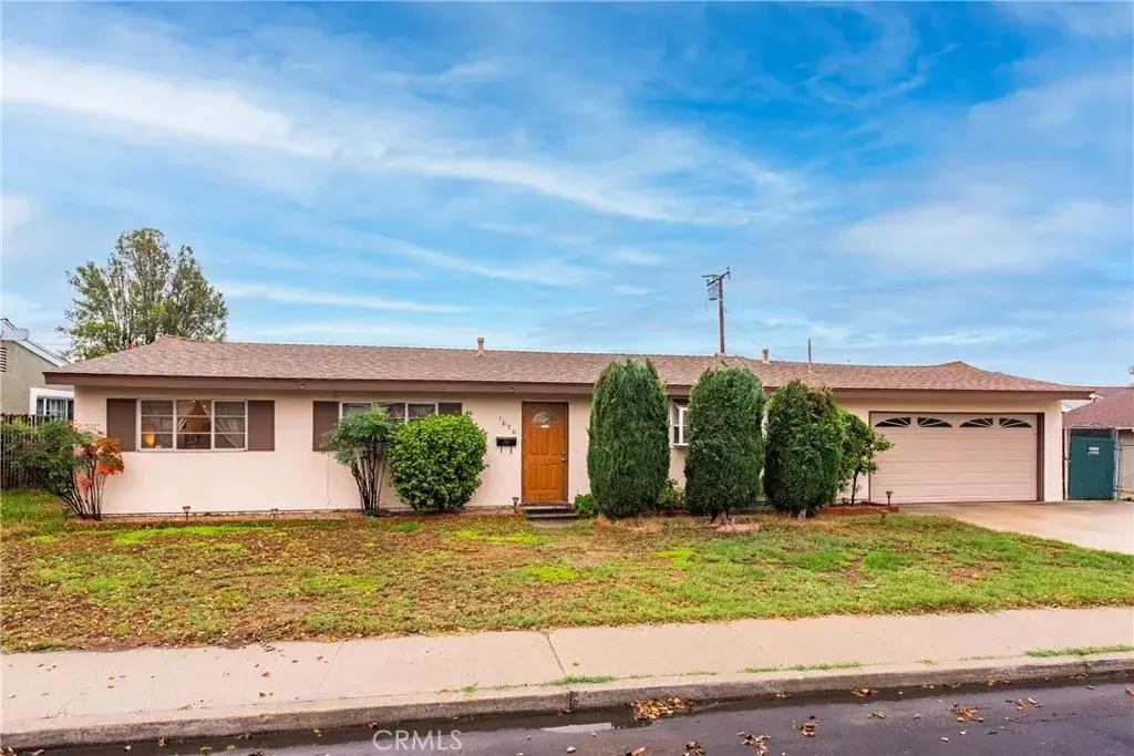 1676 Alexander, Simi Valley, CA 93065 - Image #1