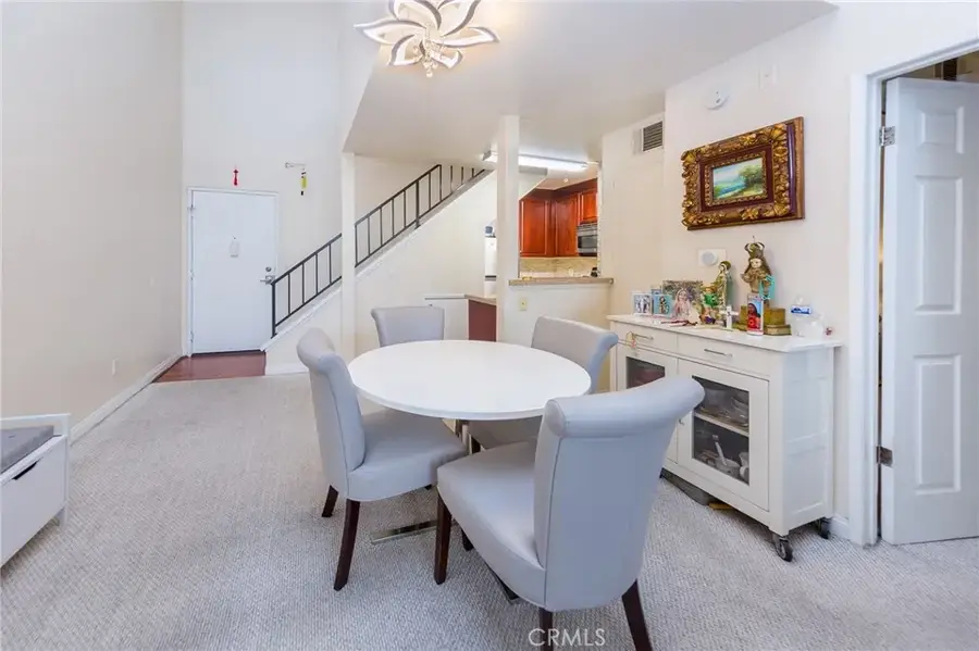 5515 Canoga Avenue #305, Woodland Hills, CA 91367 - Image #3