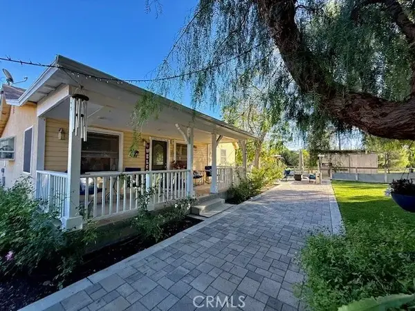 30076 Bouquet Canyon, Saugus, CA 91390