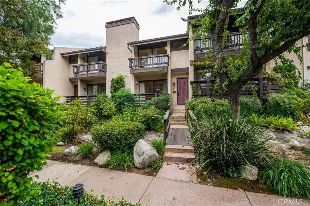 5711 Owensmouth Avenue #117, Woodland Hills, CA 91367 - Image #1