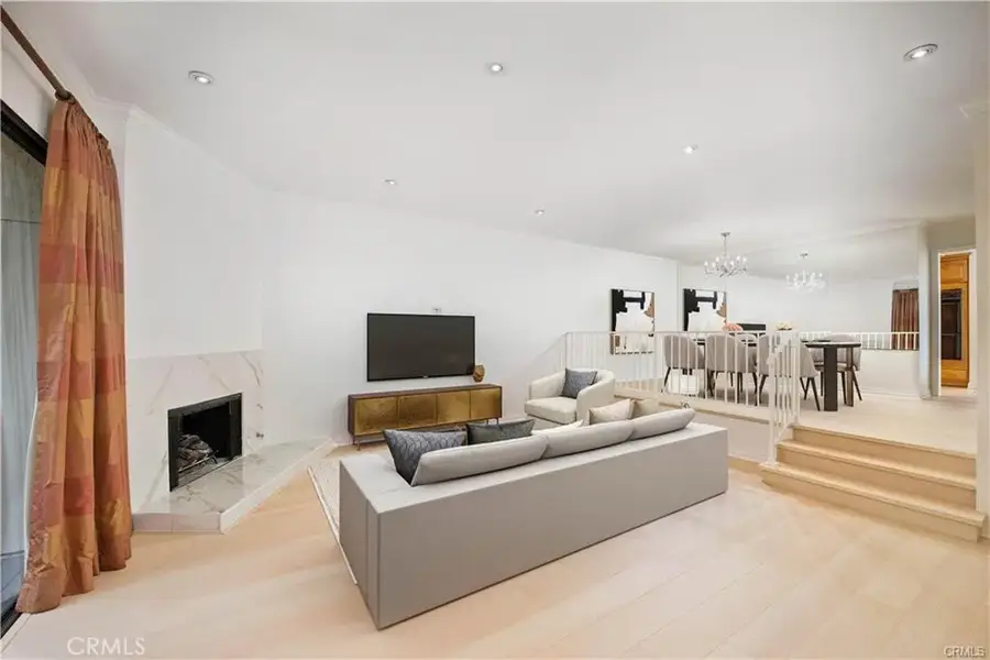 5711 Owensmouth Avenue #117, Woodland Hills, CA 91367 - Image #2