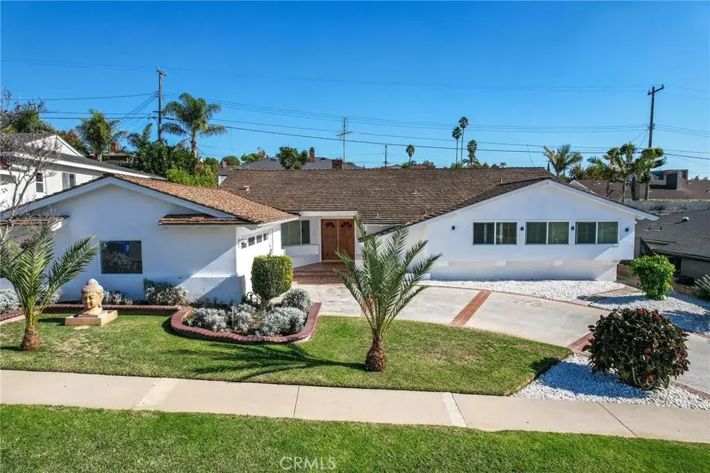 5212 Reynier Avenue, Los Angeles, CA 90056 - Image #1