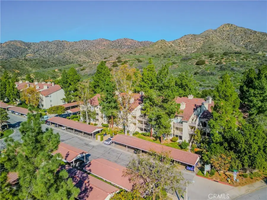 5805 Oak Bend #302, Oak Park, CA 91377 - Image #2