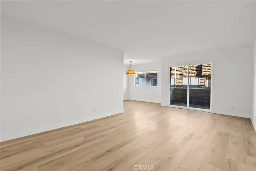 5400 Newcastle #12, Encino, CA 91316 - Image #3