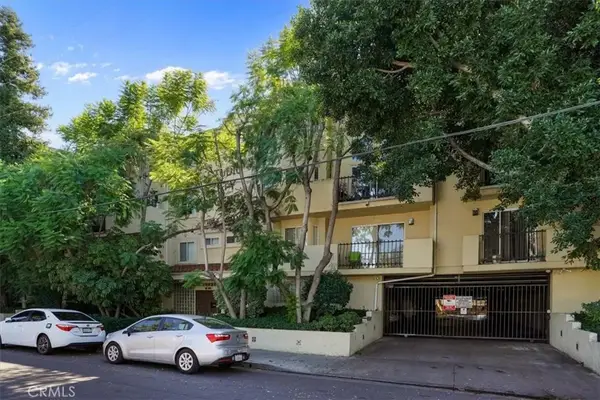 11044 Acama, North Hollywood, CA 91602