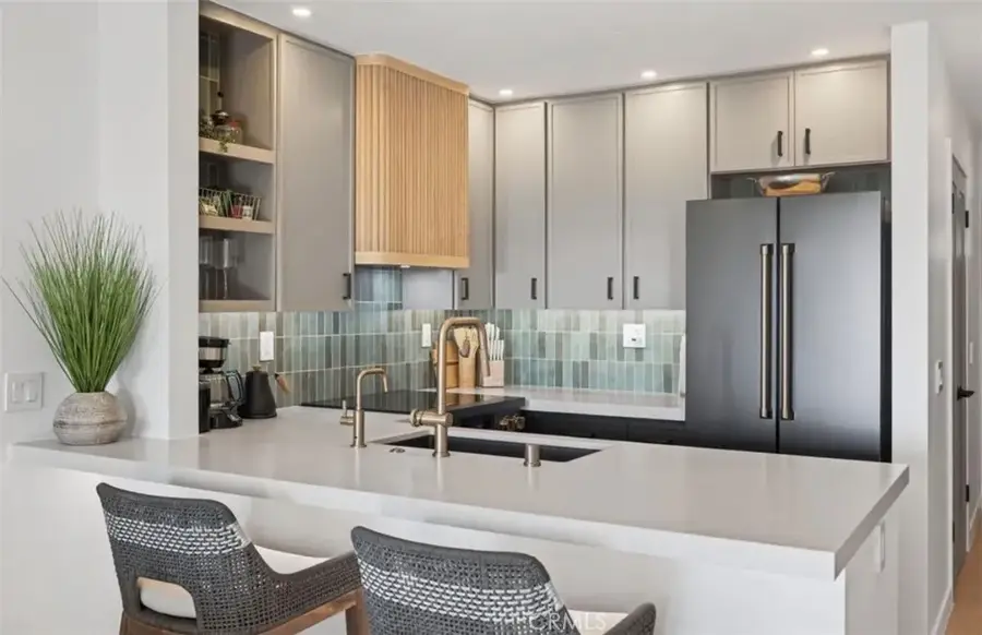 218 E Surfside, Port Hueneme, CA 93041 - Image #2