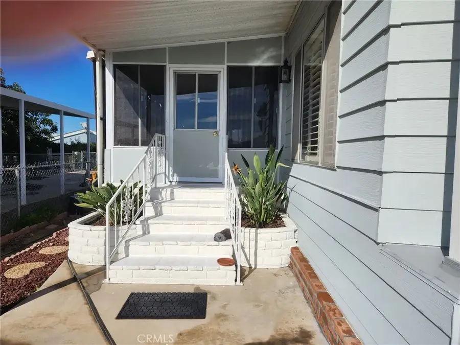 29120 Calle Cisne, Murrieta, CA 92563 - Image #2