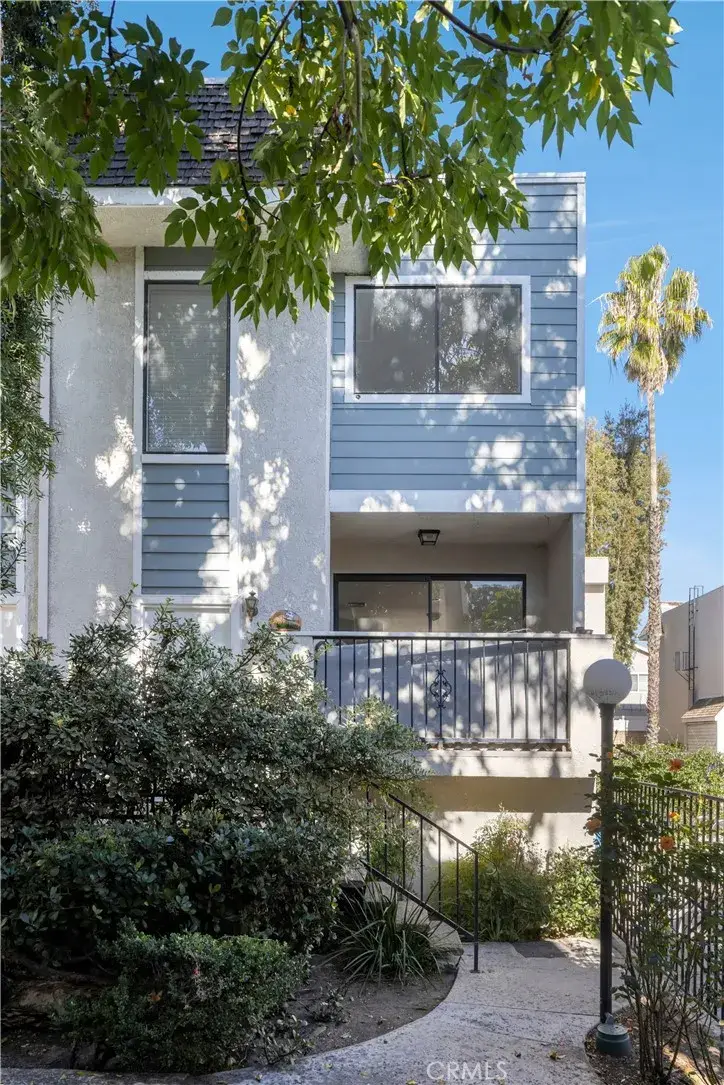 9144 Burnet #31, North Hills, CA 91343 - Image #1