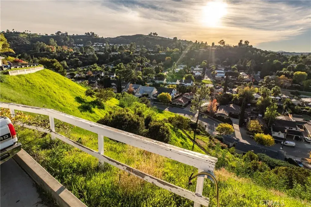 34 Torreon, Woodland Hills, CA 91364 - #1