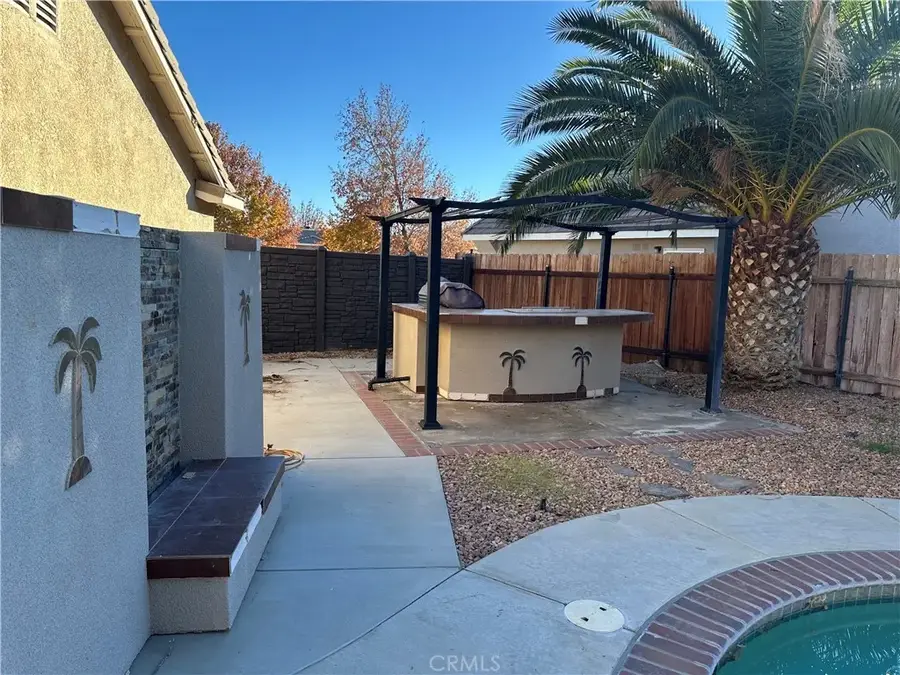 6157 W Avenue J4, Lancaster, CA 93536 - Image #3