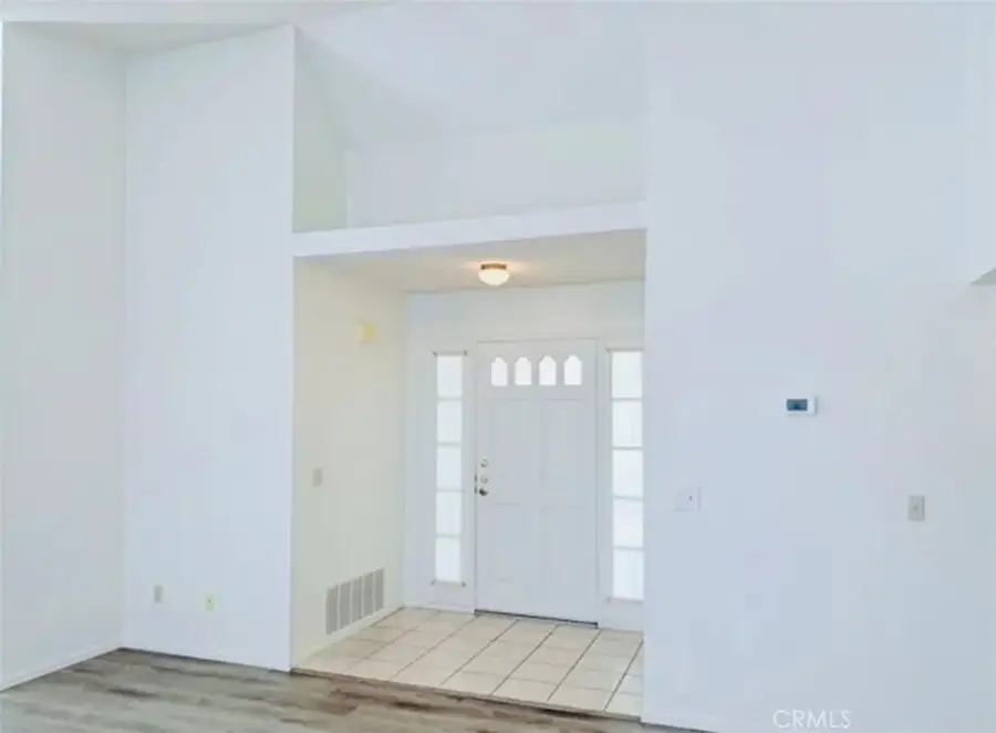 39330 Gainsborough, Palmdale, CA 93551 - Image #2