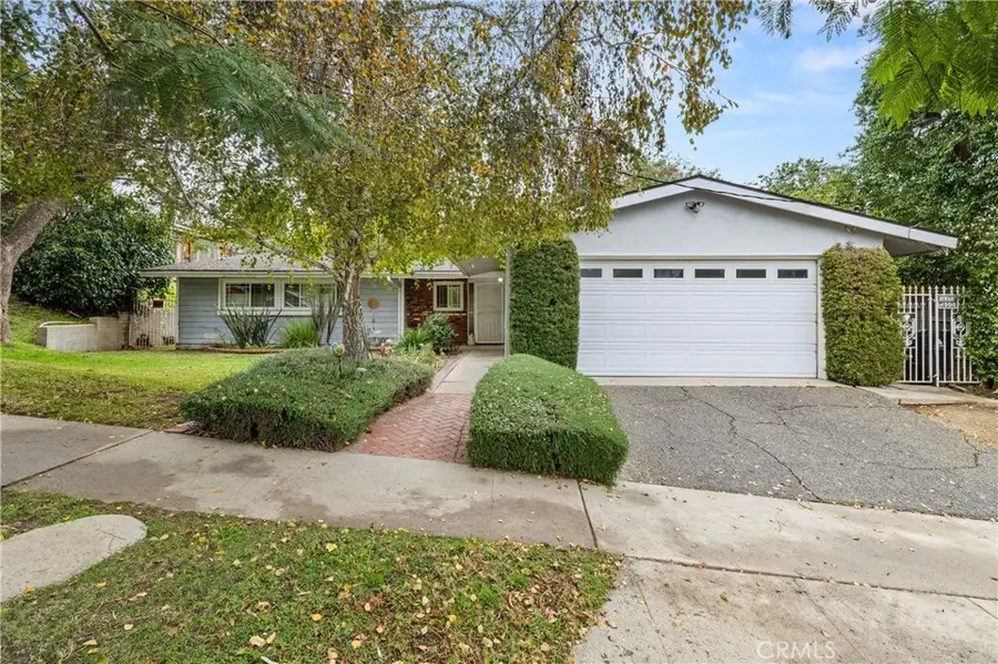 20313 Aetna, Woodland Hills, CA 91367 - Image #2