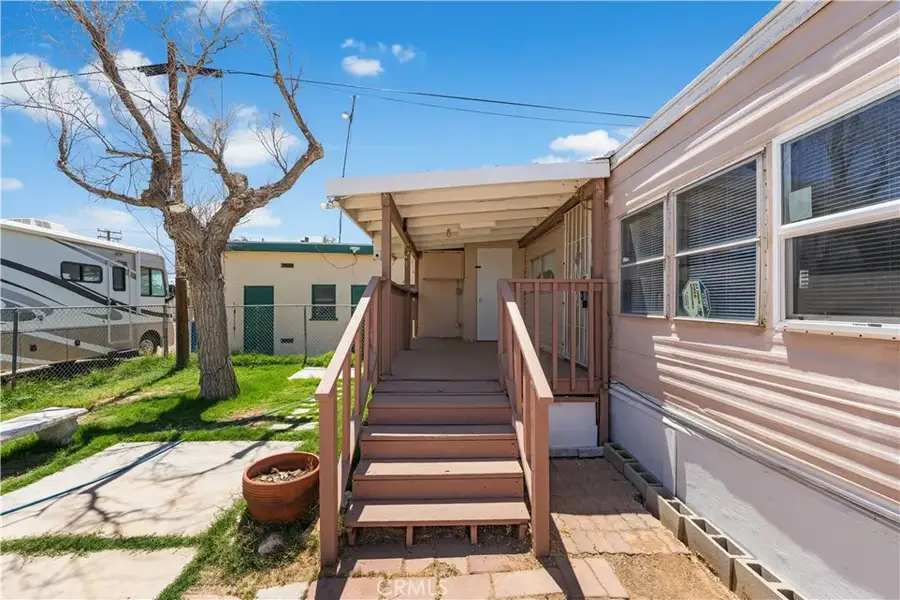 2121 Nadeau, Mojave, CA 93501 - Image #2