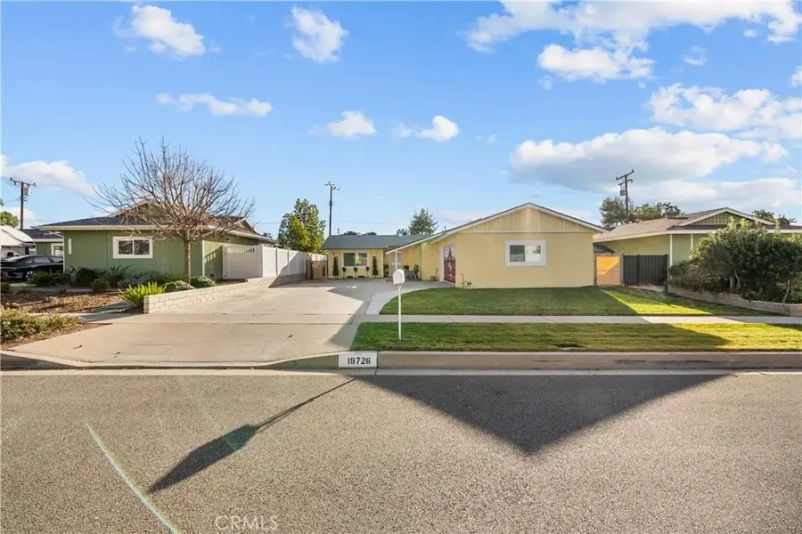 19726 Steinway, Canyon Country, CA 91351 - Image #2