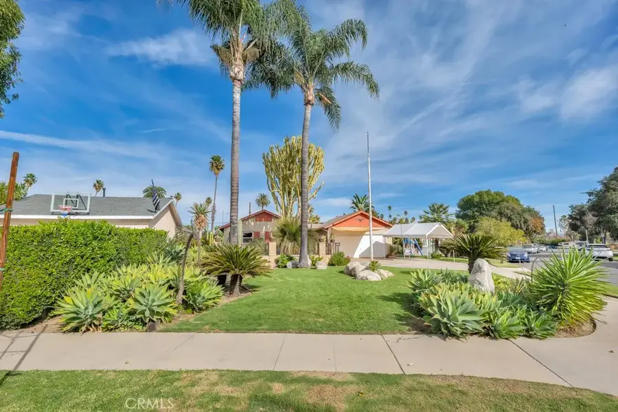 20539 Enadia Way, Winnetka, CA 91306 - #3