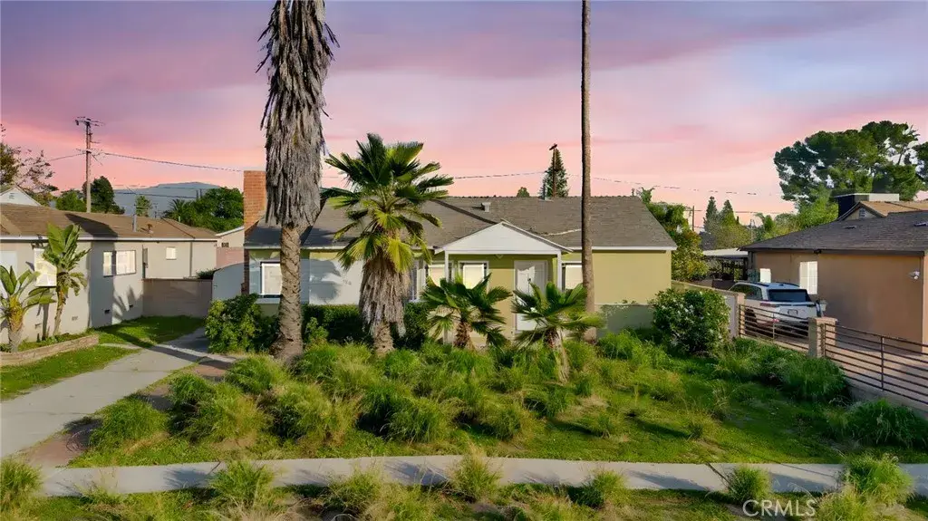 8166 Rhodes Avenue, North Hollywood, CA 91605 - Image #1