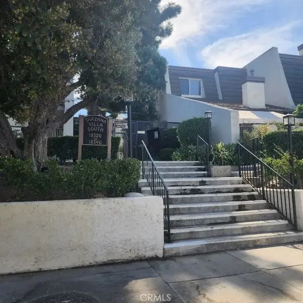 18326 Collins Street #F, Tarzana, CA 91356