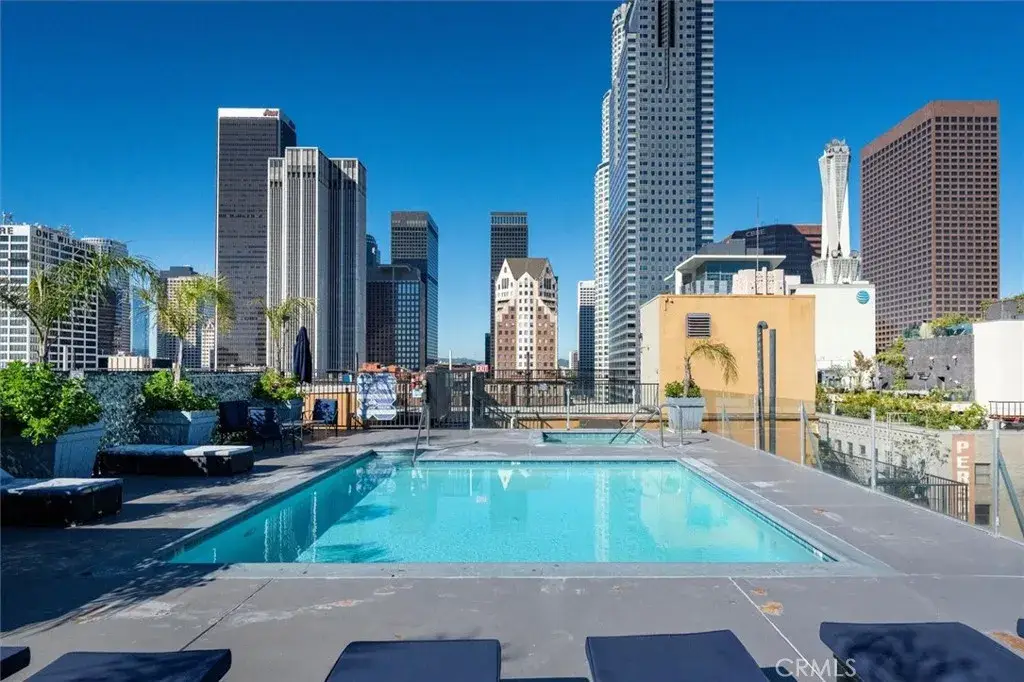 312 W 5th #907, Los Angeles, CA 90013 - Image #1