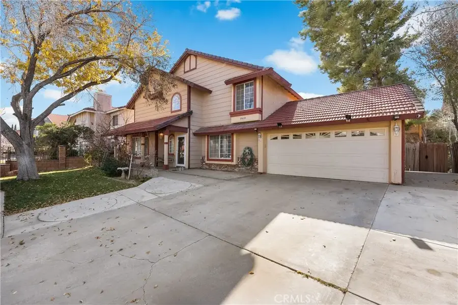 37635 Sandra Lane, Palmdale, CA 93550 - Image #3