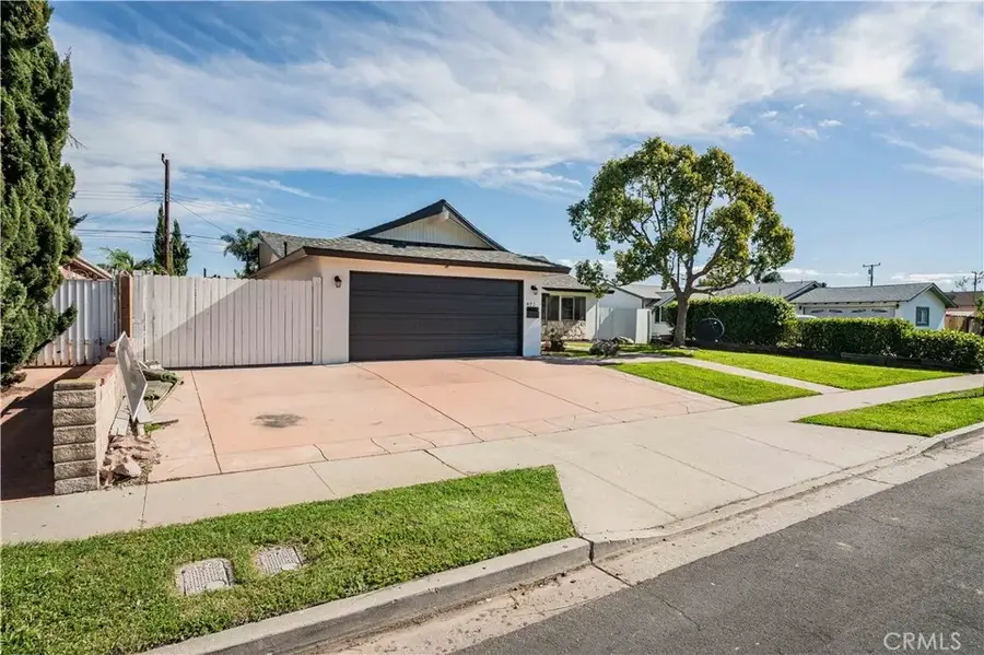 492 Graham, Camarillo, CA 93010 - Image #2