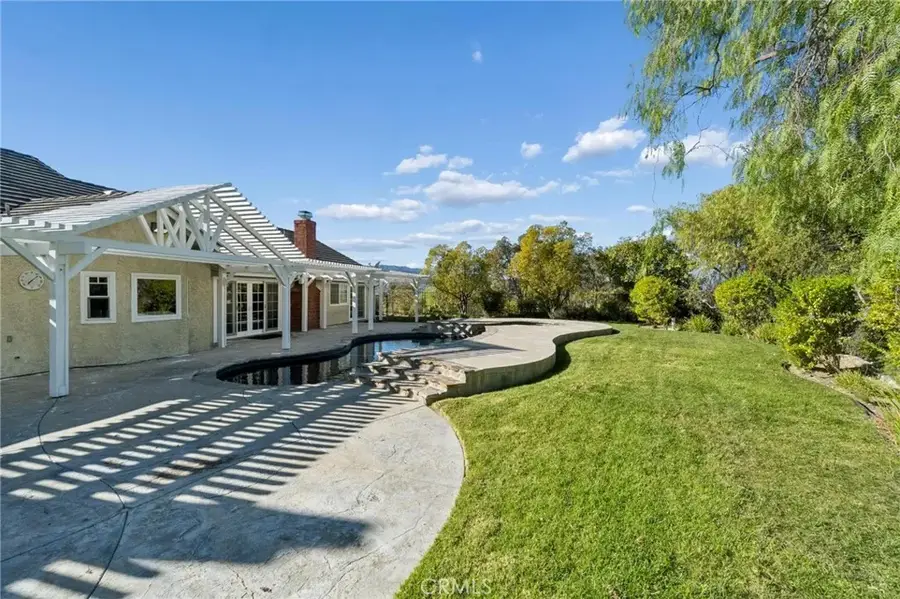 25123 Barnhill, Saugus, CA 91350 - Image #2