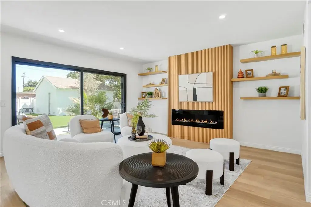 8400 Chimineas Avenue, Northridge, CA 91325 - Image #1